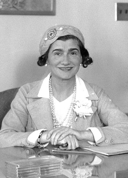 qui était coco chanel|Coco Chanel wikipedia.